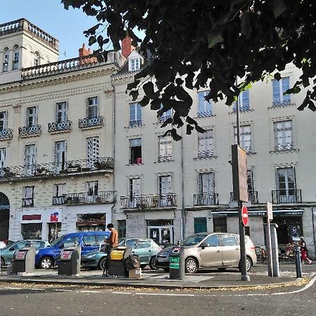 The Peaceful Corner In The Heart Of Saumur Apartment Exterior foto