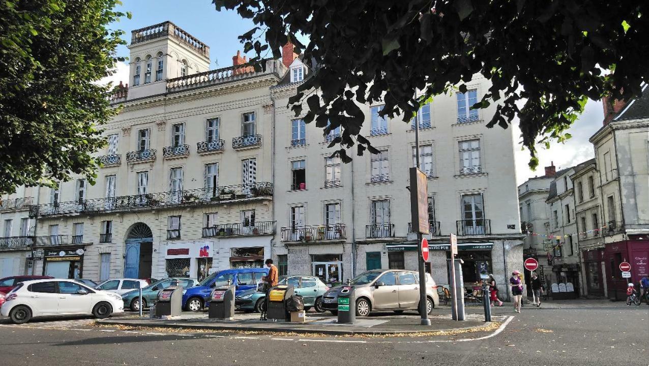 The Peaceful Corner In The Heart Of Saumur Apartment Exterior foto